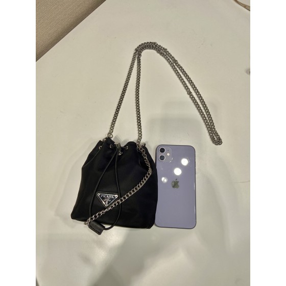 Prada mini bucket bag 🎉 1BH612