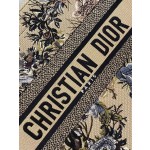 DIOR TOTE Magpie flower embroidery