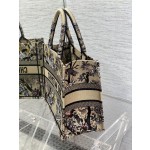 DIOR TOTE Magpie flower embroidery
