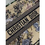 DIOR TOTE fall and winter the latest model of advanced color blocking