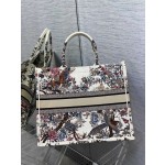 DIOR TOTE Magpie White Limited Edition Collection
