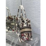 DIOR TOTE Magpie White Limited Edition Collection