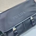 Prada VA0768 messenger bag