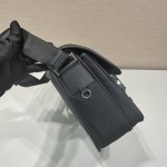 Prada VA0768 messenger bag