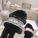 Dior flat bottom flip flops