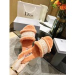 Dior flat bottom flip flops