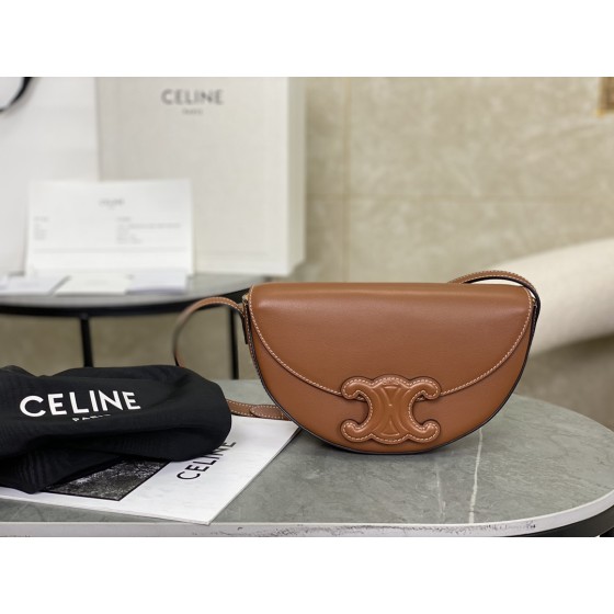 CELINE Embossed Half Moon Saddle Model: 111233
