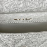 CHANEL 22K's popular black gold flap bag part AP3134