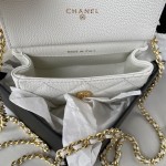 CHANEL 22K's popular black gold flap bag part AP3134