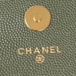 CHANEL 22K's popular black gold flap bag part AP3134