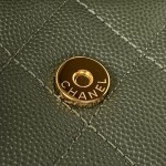 CHANEL 22K's popular black gold flap bag part AP3134