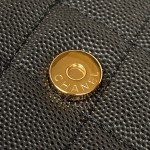CHANEL 22K's popular black gold flap bag part AP3135
