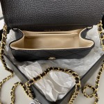 CHANEL 22K's popular black gold flap bag part AP3135