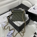 CHANEL 22K's popular black gold flap bag part AP3135