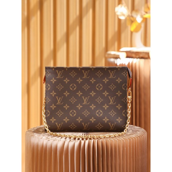 Louis Vuitton 𝐓𝐎𝐈𝐋𝐄𝐓𝐑𝐘 𝟐𝟔 new wash bag #M81412