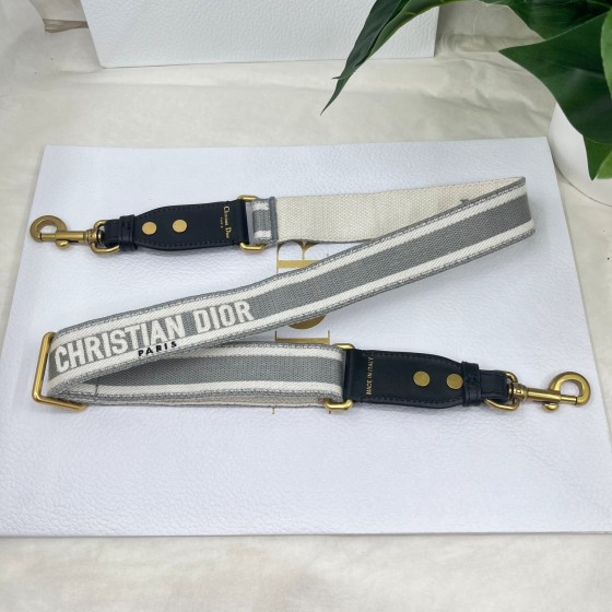 Dior's new adjustable shoulder straps