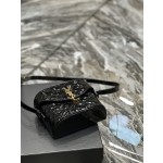 SAINT LAURENT UNE Quilted patent leather with sheepskin box bag model number: 710080