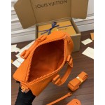 Louis Vuitton's exclusive debut model: M20930 Super Enhanced Edition