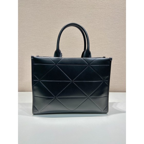 Prada Triangle Diamond Tote Bag 🎉 Tote bag 1ba378