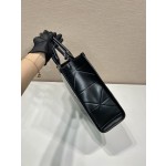 Prada Triangle Diamond Tote Bag 🎉 Tote bag 1ba378