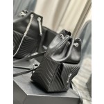 SAINT LAURENT V-shaped Quilted Mini Bucket Bag Model: 672609