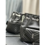 SAINT LAURENT V-shaped Quilted Mini Bucket Bag Model: 631052