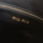 MIU MIU 5BB134 hobo款