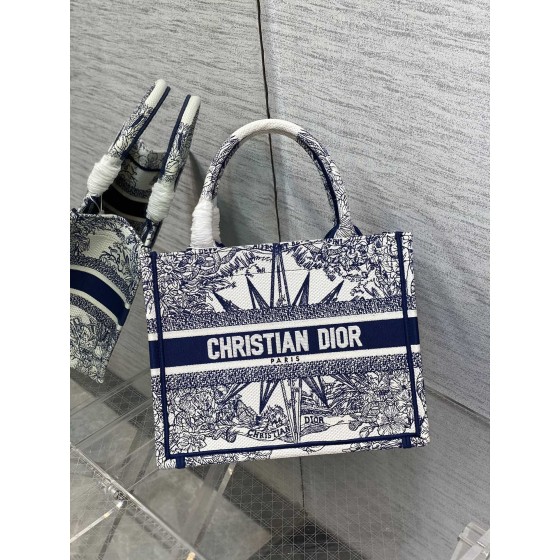 DIOR TOTE Blue Christmas