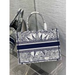 DIOR TOTE Christmas Limited Edition Octomom Collection