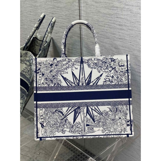 DIOR TOTE Christmas Limited Edition Octomom Collection