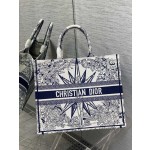 DIOR TOTE Christmas Limited Edition Octomom Collection