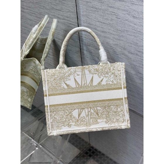 DIOR TOTE Golden Christmas