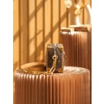 Louis Vuitton 𝐌𝐢𝐧𝐢 𝐒𝐨𝐟𝐭 𝐓𝐫𝐮𝐧𝐤 M68906#