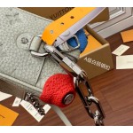 Louis Vuitton M81606