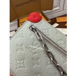 Louis Vuitton M81606