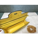 Valentino calfskin handbag 👜underarm bag Model: 1133 Decorative metal