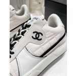 CHANEL's latest popular water diamond panda sneaker