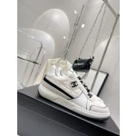 CHANEL's latest popular water diamond panda sneaker