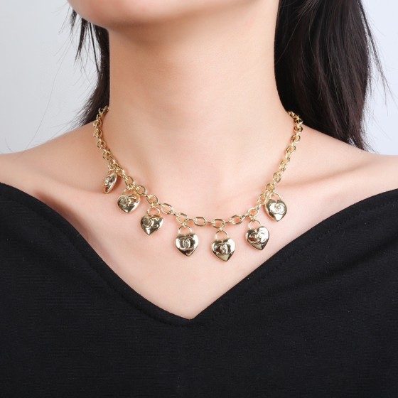 CHANEL necklace