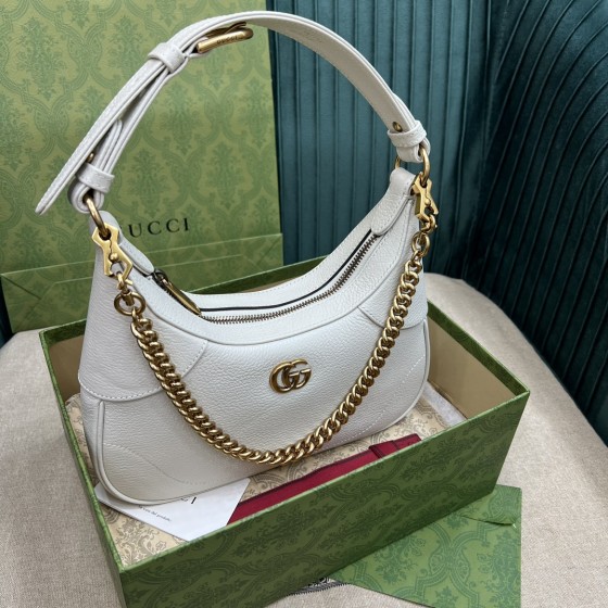 GUCCI Crescent Underarm Package 731817#