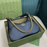 GUCCI Crescent Underarm Package 731817#