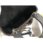 DIOR Princess Diana's Three Grid Series Embroidery Beads in Gold