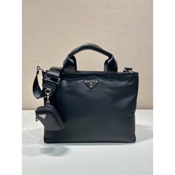 Prada Briefcase 🎉 1BG876A