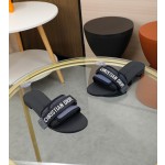 Dior webbing and woolen fitting slippers