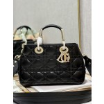 LADY DIOR 95.22 "Runway Model