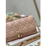 Dior Pearl Handbag Model: 0980