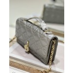 Dior Pearl Handbag Model: 0980