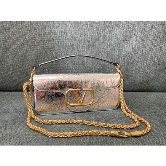 Valentino calfskin handbag 👜underarm bag Model: 1133