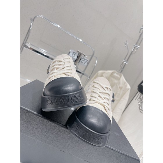 CHANEL cotton candy diamond pattern biscuit shoes