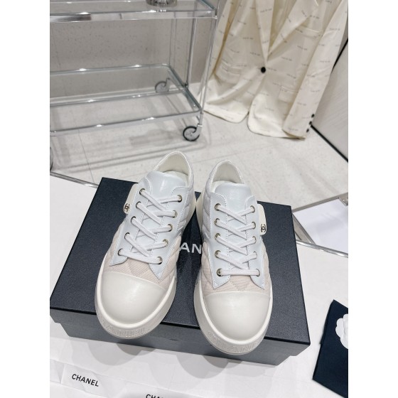 CHANEL cotton candy diamond pattern biscuit shoes